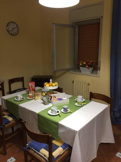 Benvenuti A Casa Sicilian Apartment Palermo 泰尔米尼伊梅雷塞 外观 照片