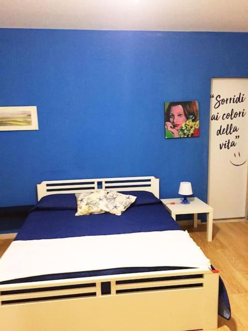 Benvenuti A Casa Sicilian Apartment Palermo 泰尔米尼伊梅雷塞 外观 照片